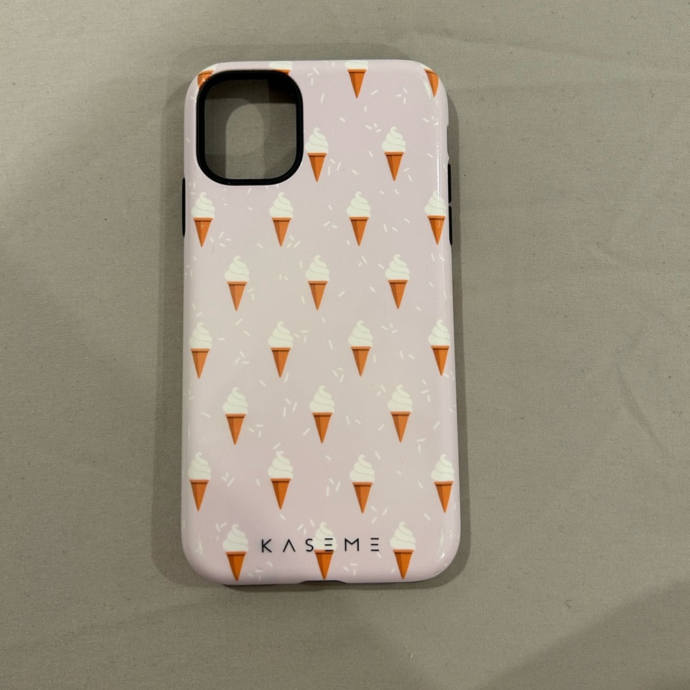 KaseMe - Iphone 11 case